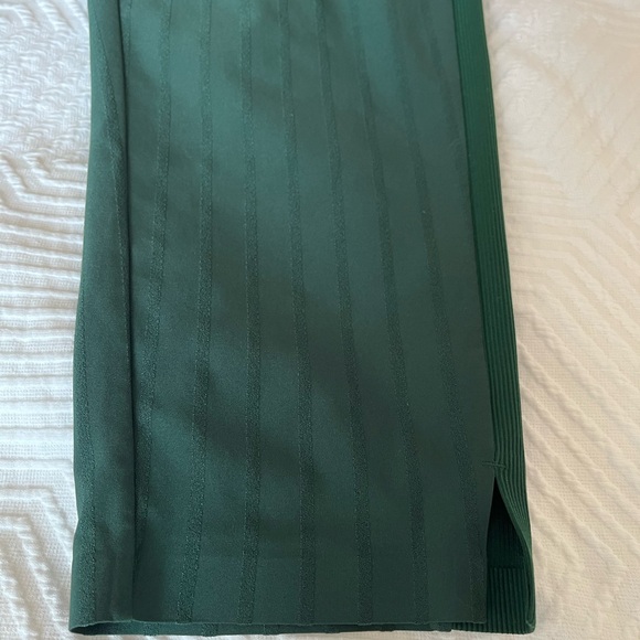 Athleta Brooklyn Mid Rise Ankle Pants Green Stripe 4P - Picture 11 of 11
